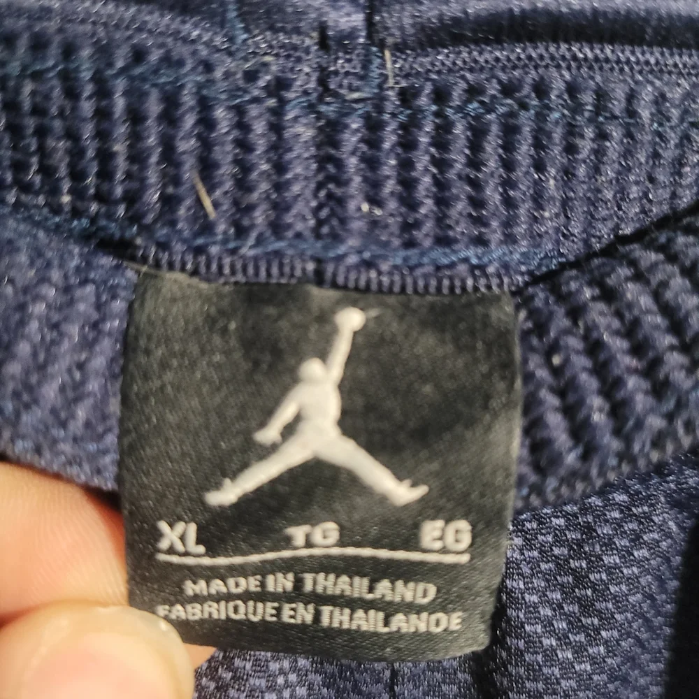 Jordan Men's Athletic Shorts in Navy Blue - Picture 2 of 4